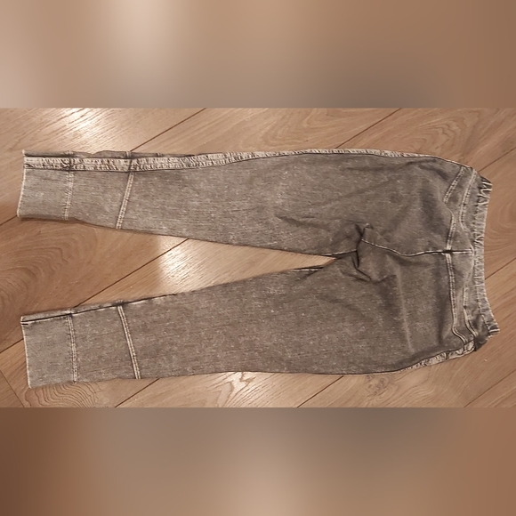 Sandwich_ pull-on distressed pants - Picture 4 of 7